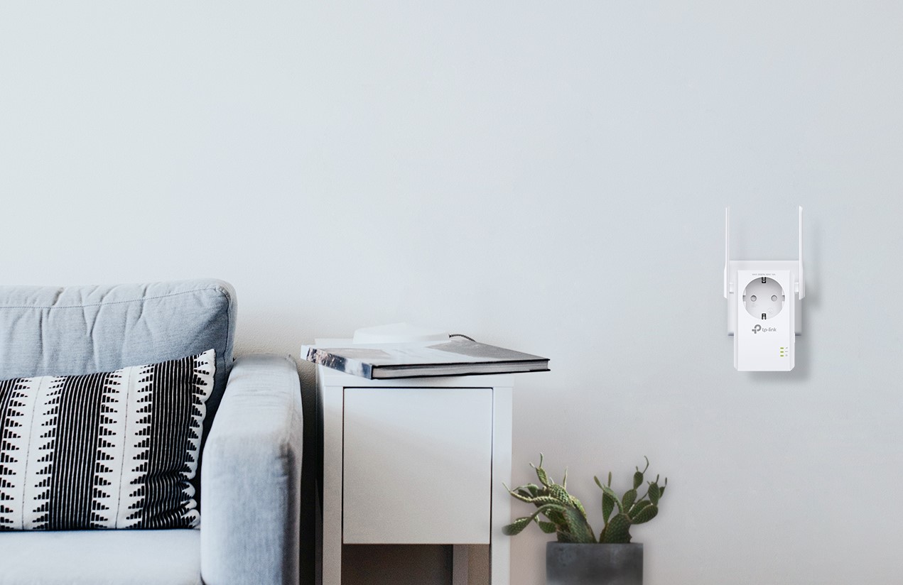 TP-Link TL-WA860RE Review, WiFi Extender Yang Gak Ganggu Colokan Rumah
